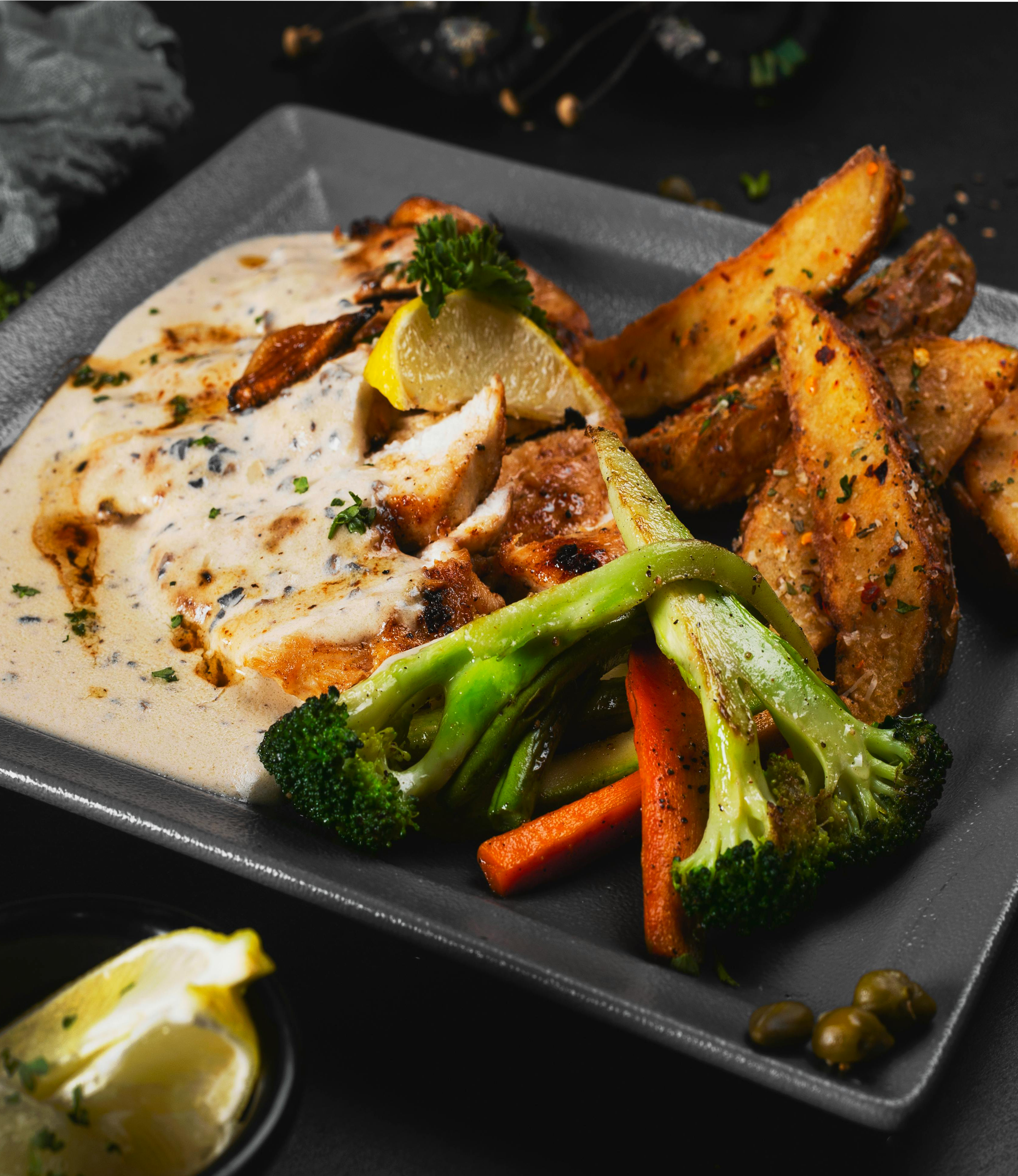Home poulet roti et legumes